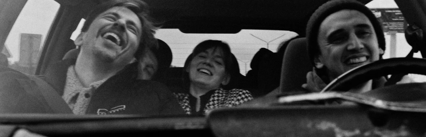 Картины дружеских связей